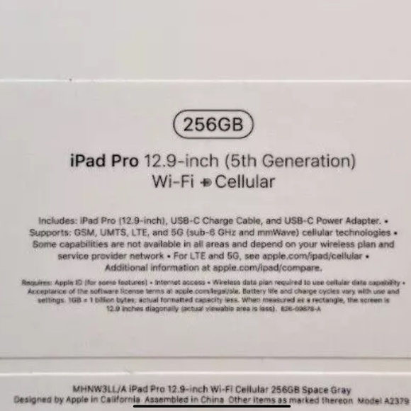 Apple iPad Pro 5th Generation 256GB,5G SIM CARD,Magic Keyboard & Apple Pencil . - Picture 2 of 8